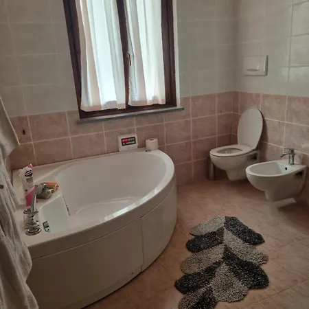 La Torre Di Cry & Cry Apartment Magenta