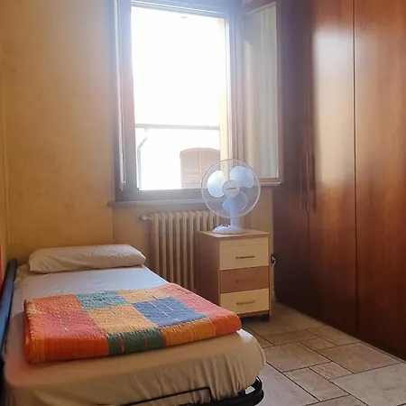 La Torre Di Cry & Cry -intera Casa Con Patio , 3 E 2 Bagni Magenta