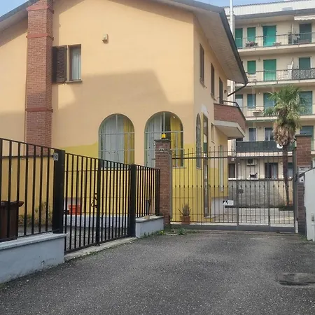 Appartement La Torre Di Cry & Cry -intera Casa Con Patio , 3 E 2 Bagni
