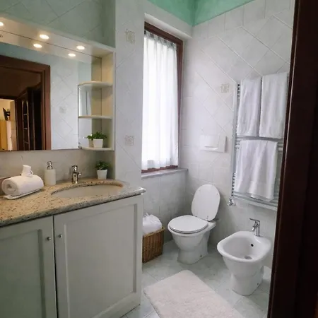 La Torre Di Cry & Cry -intera Casa Con Patio , 3 E 2 Bagni Apartment Magenta