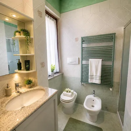 Lejlighed La Torre Di Cry & Cry -intera Casa Con Patio , 3 E 2 Bagni Magenta